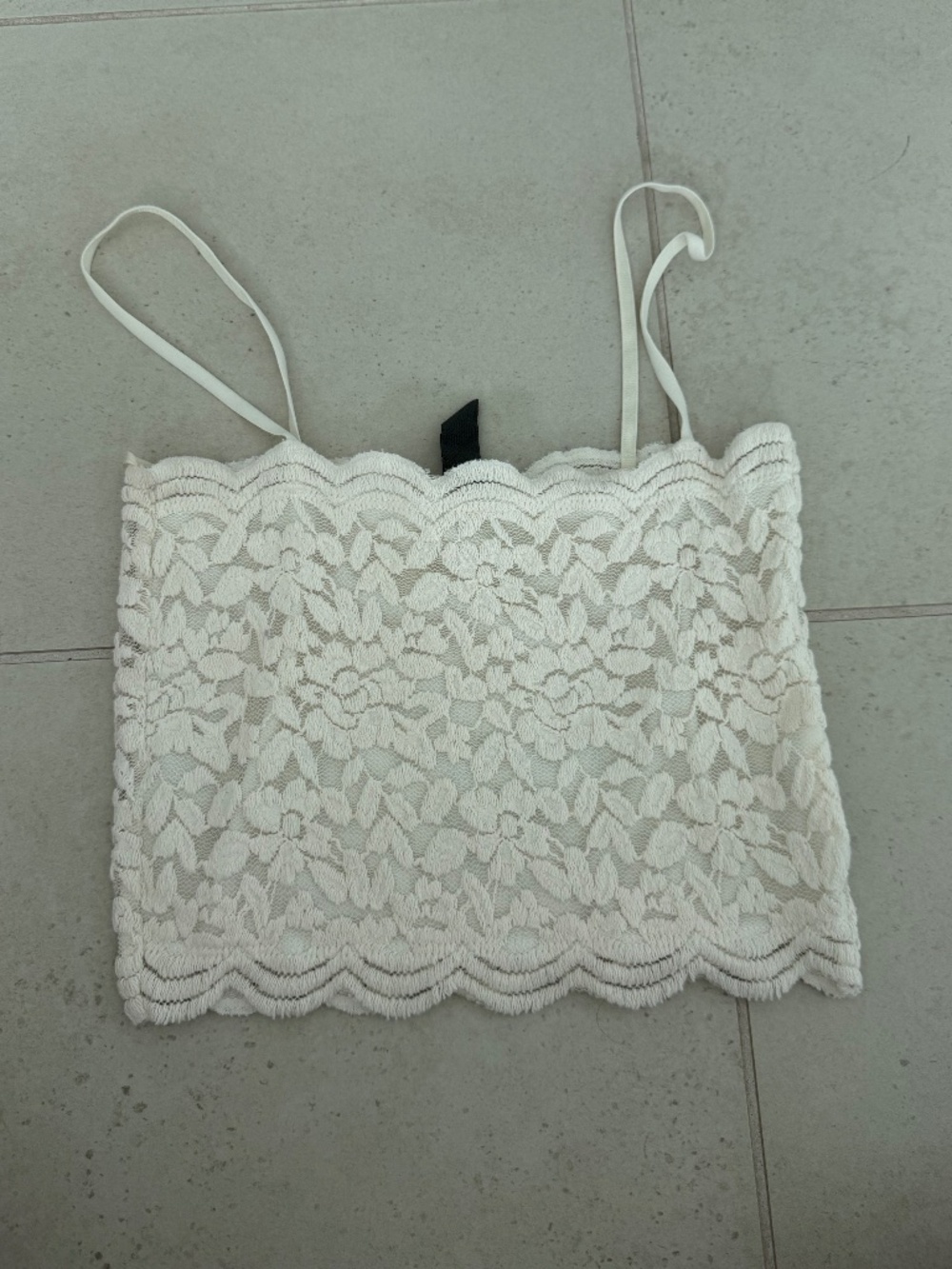 Francesca's White Lace Cropped Tank Top XS